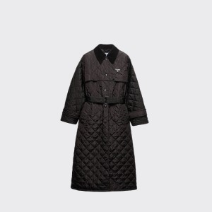 프라다 삼각로고 퀄팅 벨티드 롱자켓 24FW 29D173