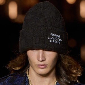 루이비통 다미에 스너그 비니 블랙 24FW M92739