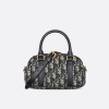 Dior D-Vibe East-West 나노 백 S2388UTZQ