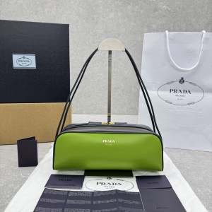 프라다 1BC249 스윙 숄더백 28×10×12cm