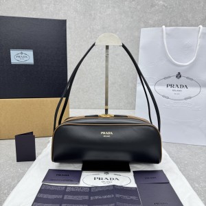 프라다 1BC249 스윙 숄더백 28×10×12cm