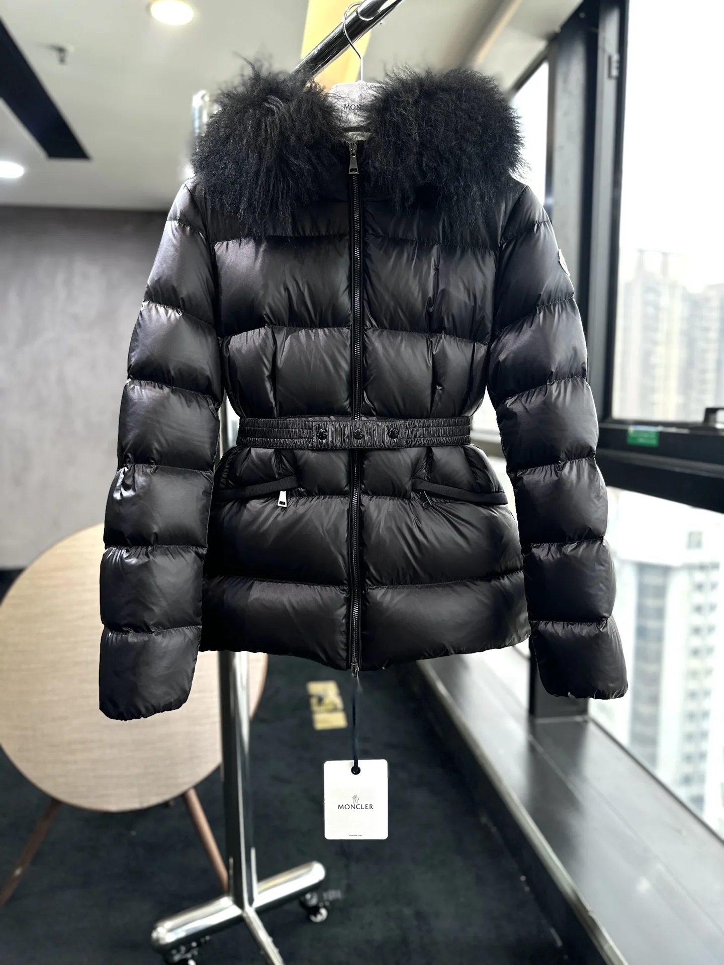 Boed 여성 벨티드 구스다운 재킷