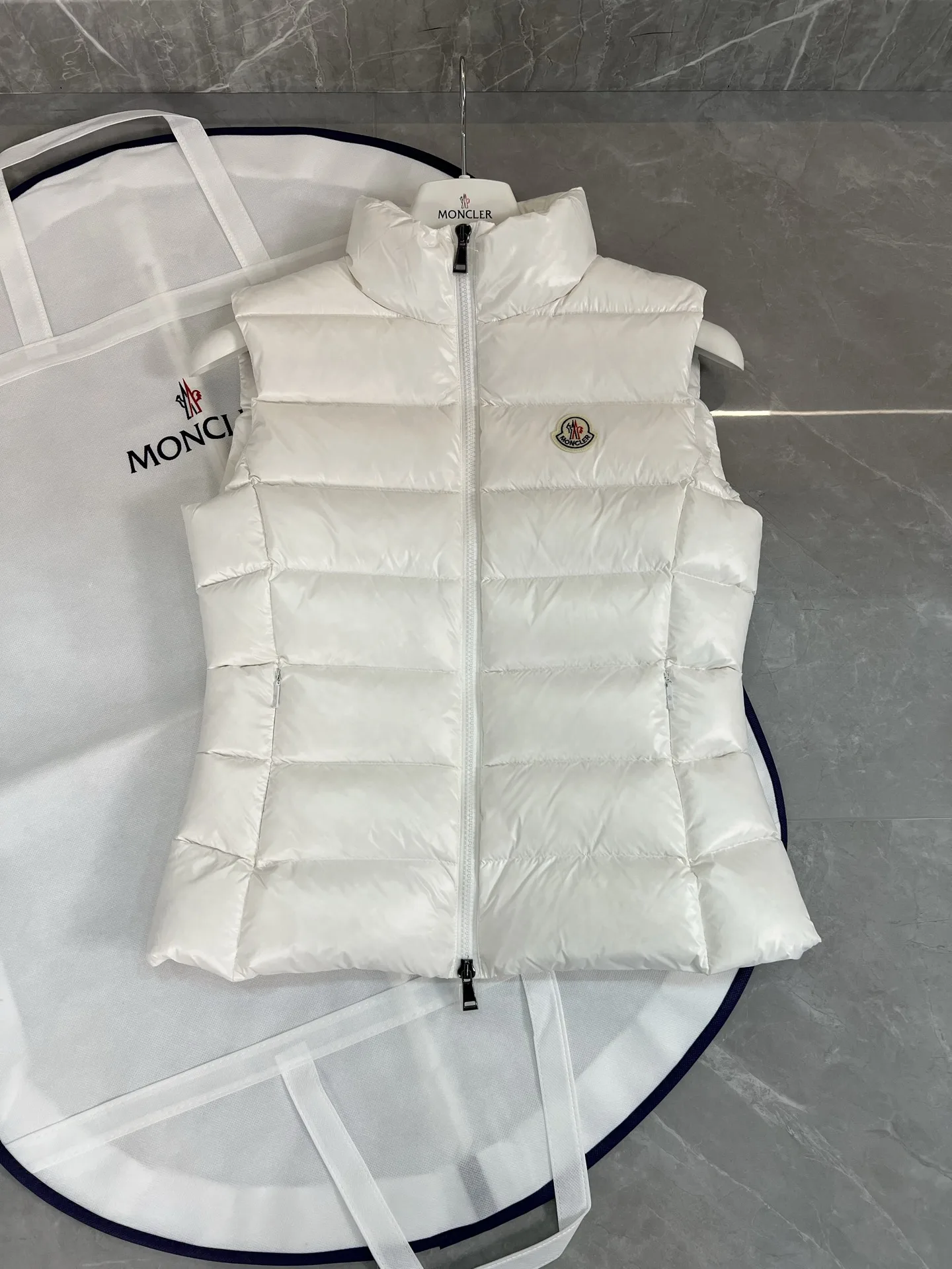 Moncler Ghany 여성 다운 베스트