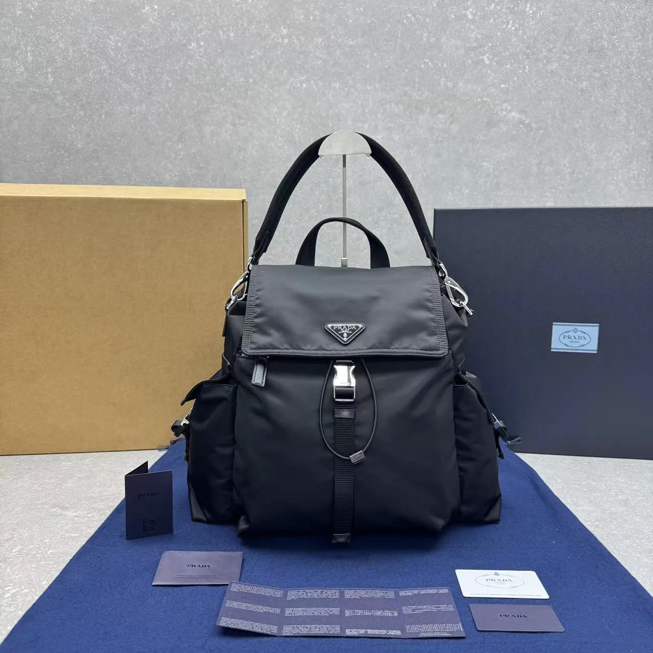 Prada Explore Re-Nylon & 가죽 백팩  2VZ118 38×20×37cm