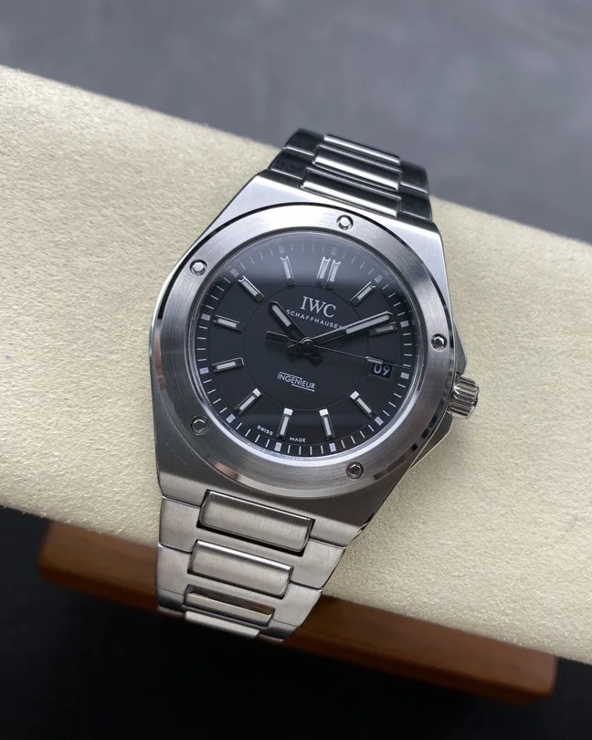 GH l 9015무브먼트  l 40mm l 인제니어 오토매틱 - IW323904