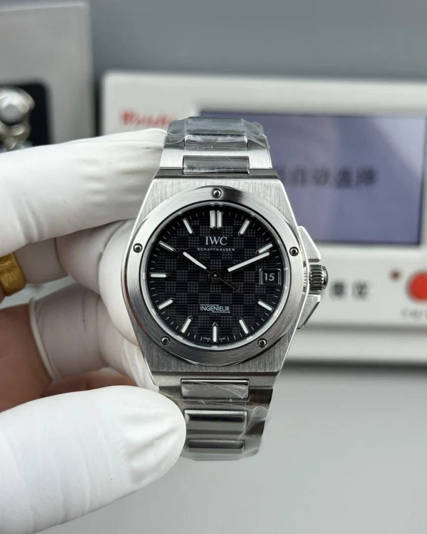 GH l 9015 l 35mm l IWC Ingenieur Automatic 35