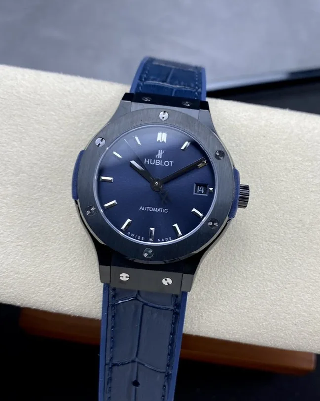 HB l HUB1110 l 38mm l Hublot Classic Fusion