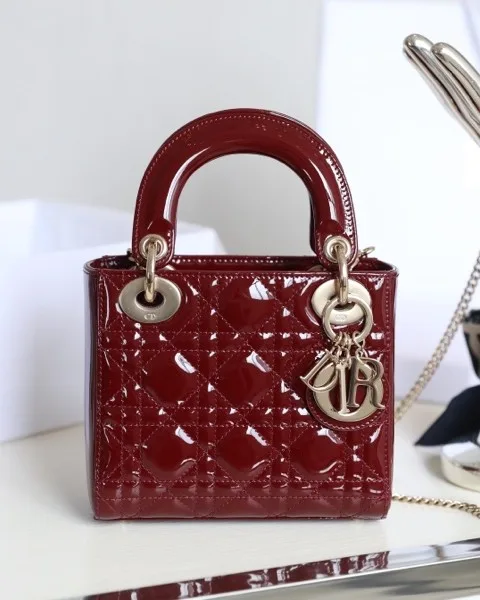 디올 Lady Dior  mini 17*15*7cm