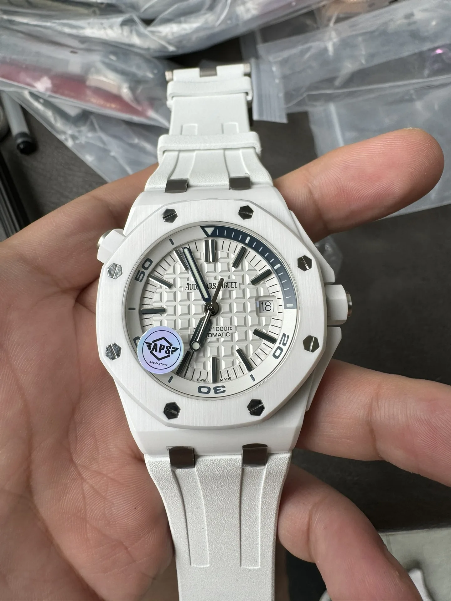 APS l 3120 l 42mm l 오데마피게 15707CE