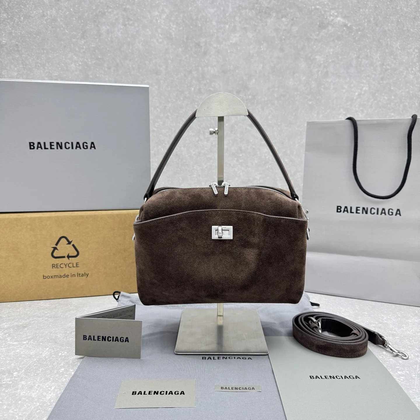 Balenciaga 남성 로데오 카메라백  24×8×19cm