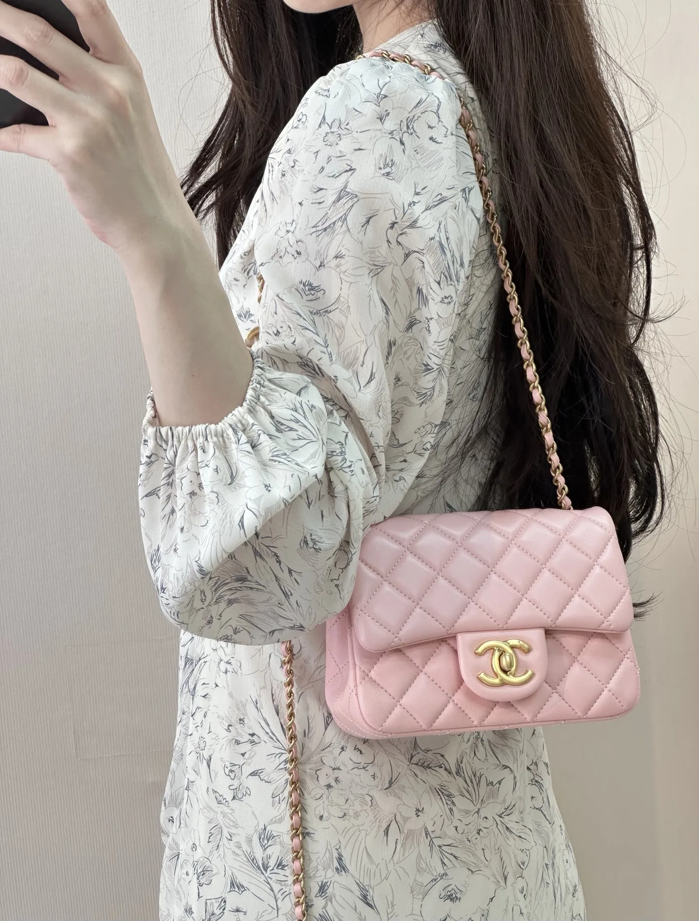 샤 ƆC 넬 Mini Flap Bag  AS5758  13.5/17/8cm