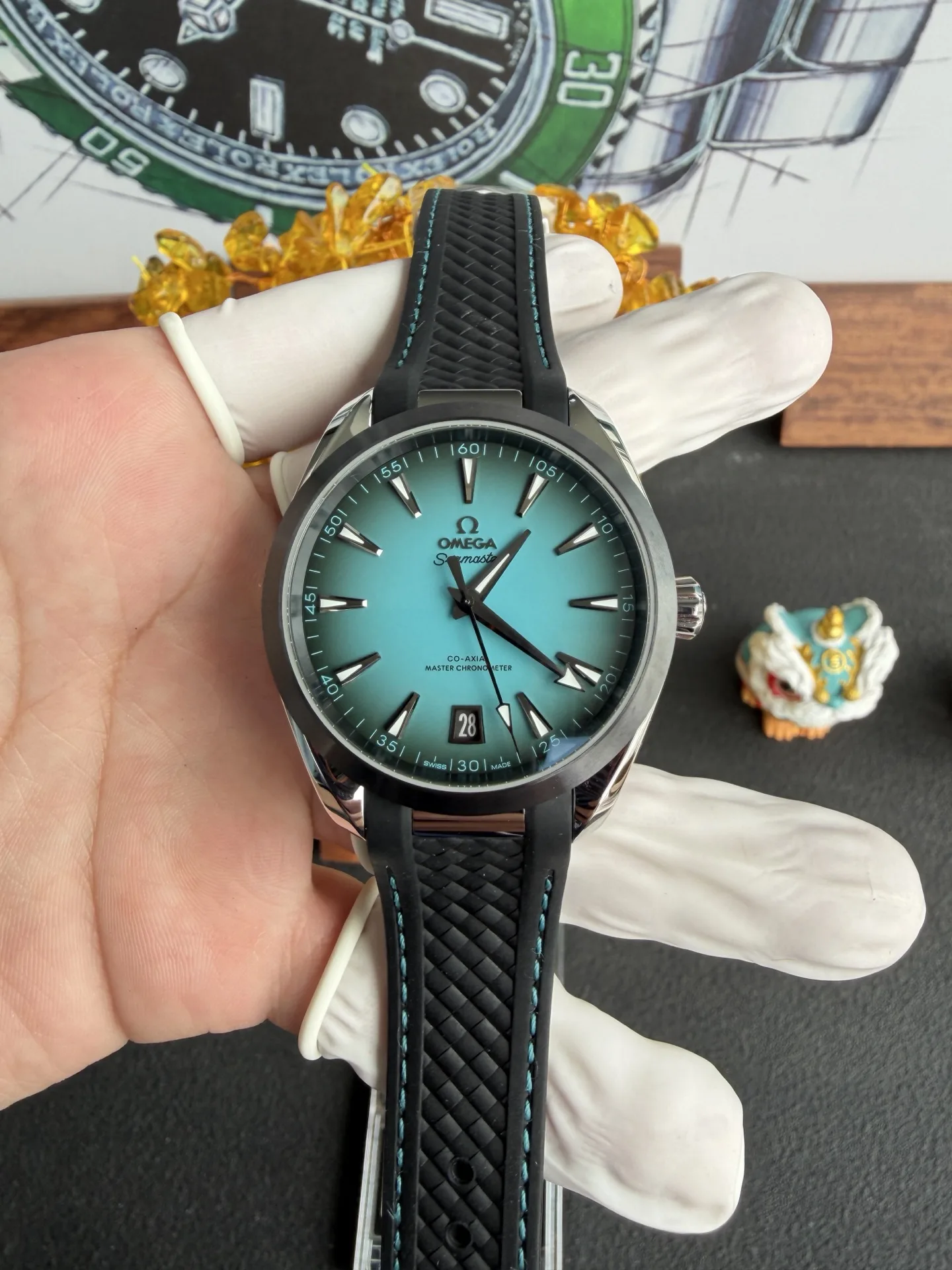 VS l 8900 l 41mm l 씨마스터 레일마스터 테라 150M 220.32.41.21.03.001