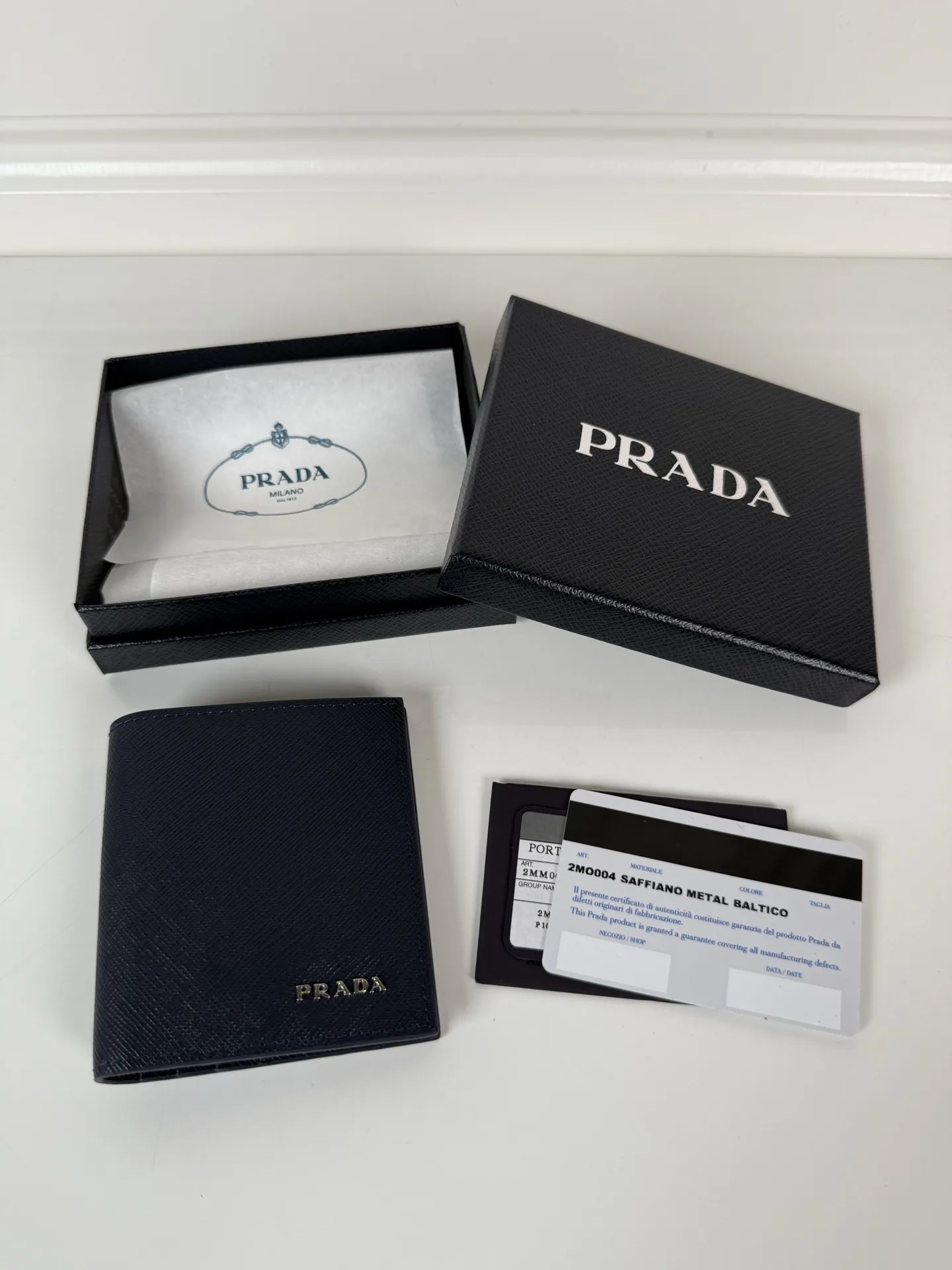 PRADA 리나일론 지갑  2MO004  10X9cm