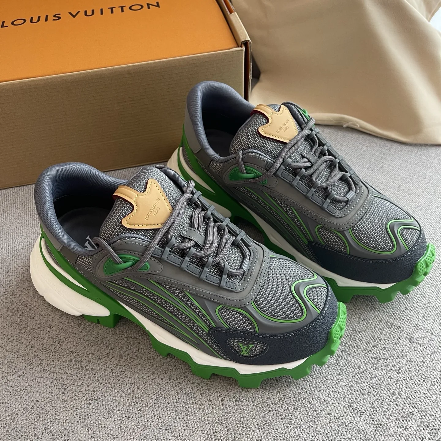 LV Summit Sneaker 1AJAXX
