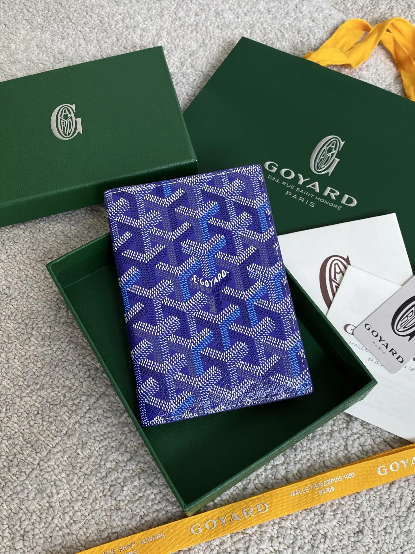 고야드 여권지갑 1.5 cm x 10 cm x14cm